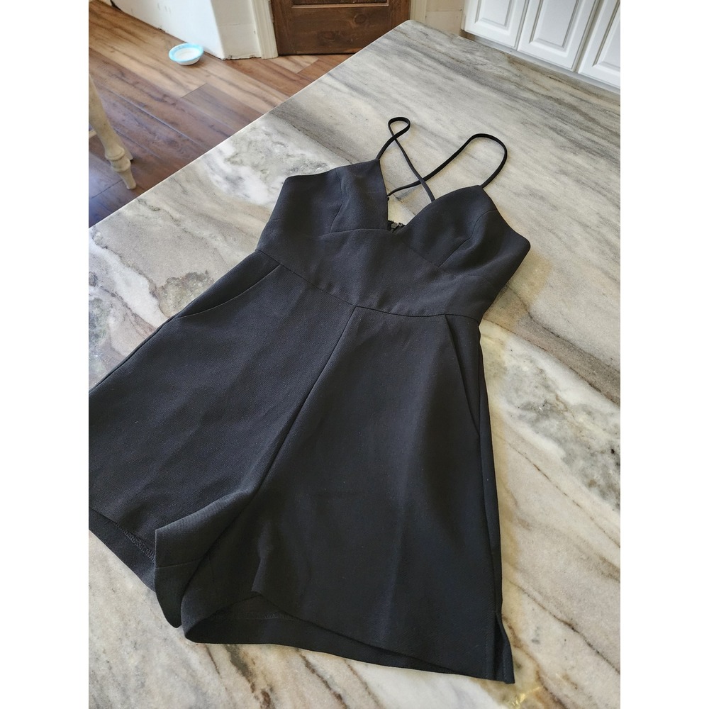 BCBGeneration Black Strappy V-Neck Romper Sleeveless Going Out Size 2